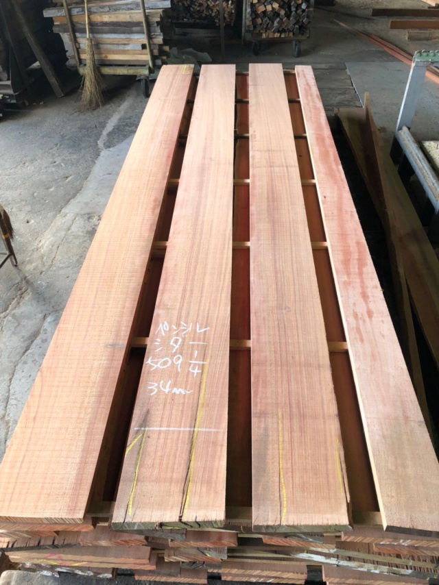 ペンシルシダー　無垢材