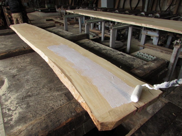 椈（ブナ）　無垢材