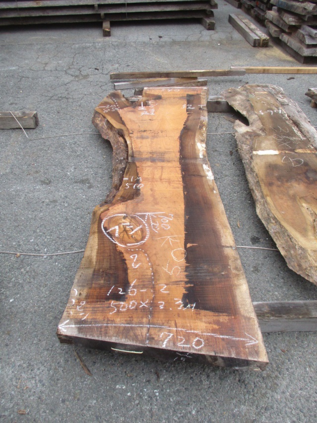 胡桃（クルミ）　一枚板