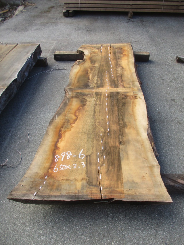 山桜（ヤマザクラ）　一枚板