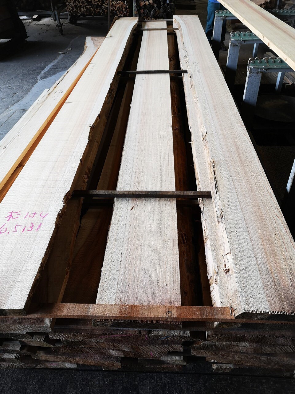 杉（スギ）　無垢材