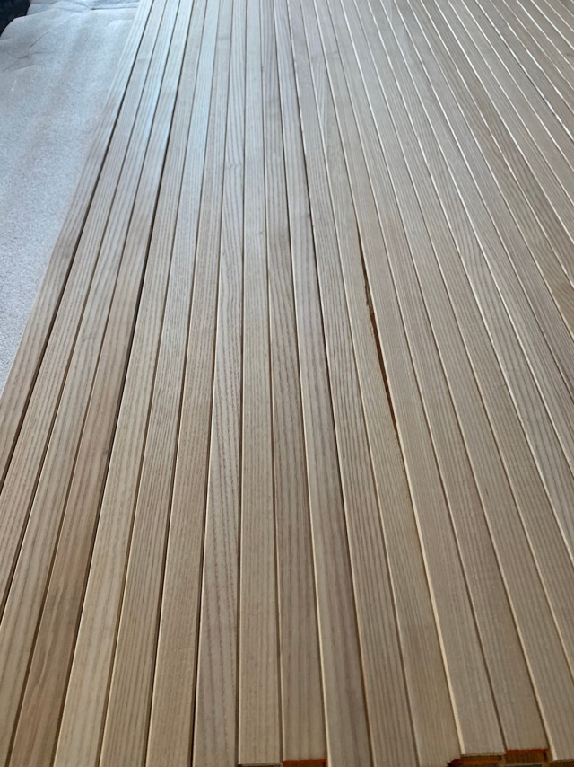 ホワイトアッシュ　無垢材