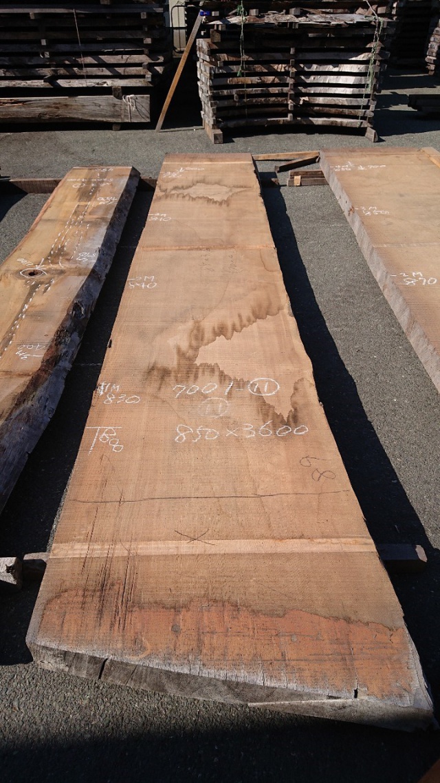 スプルース　一枚板