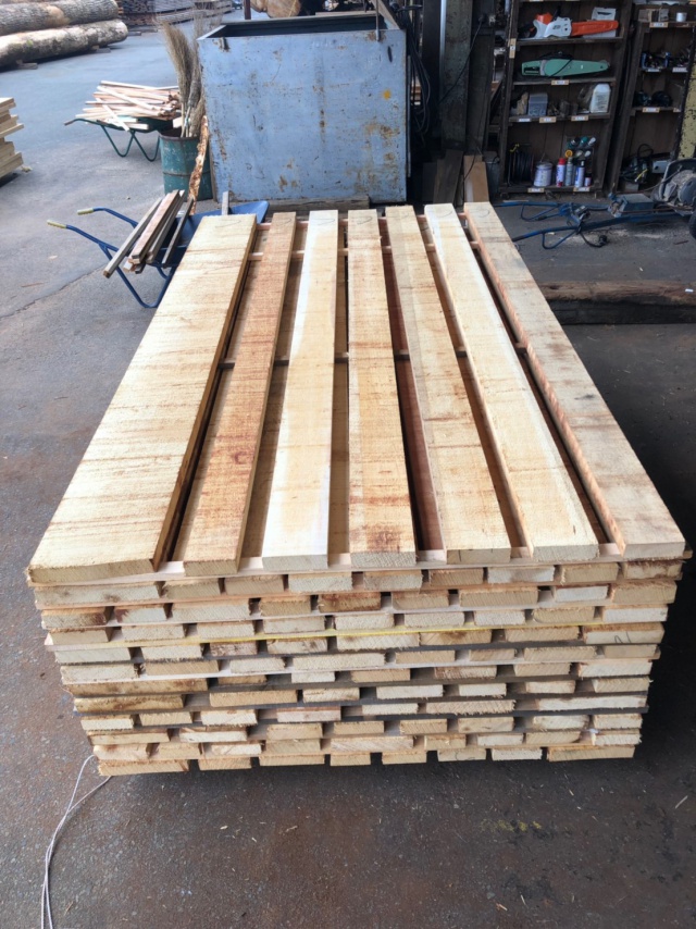 米檜葉（ベイヒバ）　無垢材