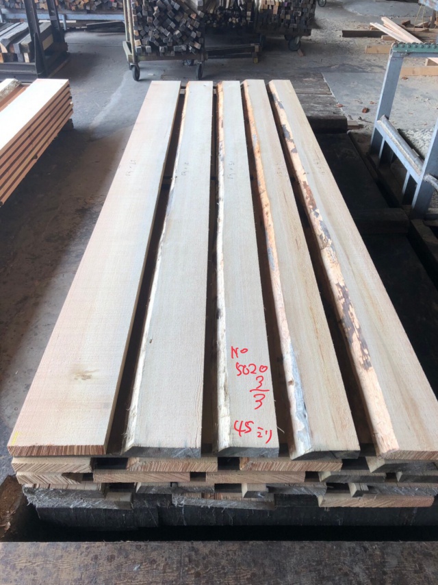 米松（ベイマツ）　無垢材