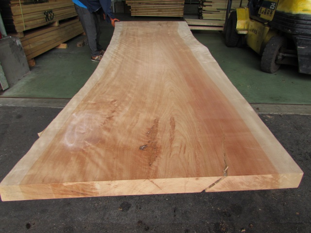 真樺(マカバ) 一枚板天板