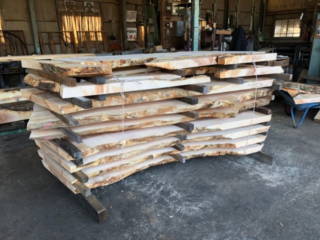 楓（カエデ）　無垢材