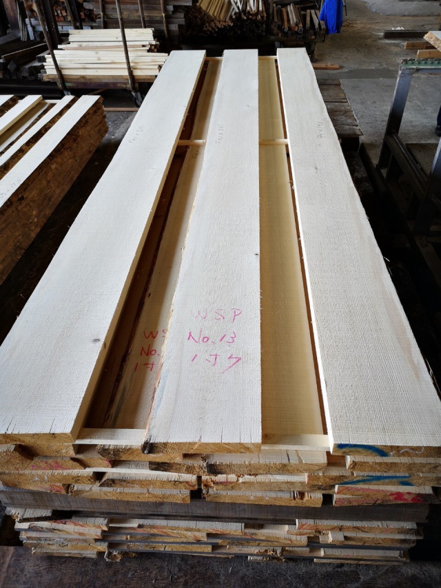 ヨーロピアンスプルース　無垢材