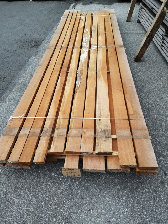 サペリ　無垢材