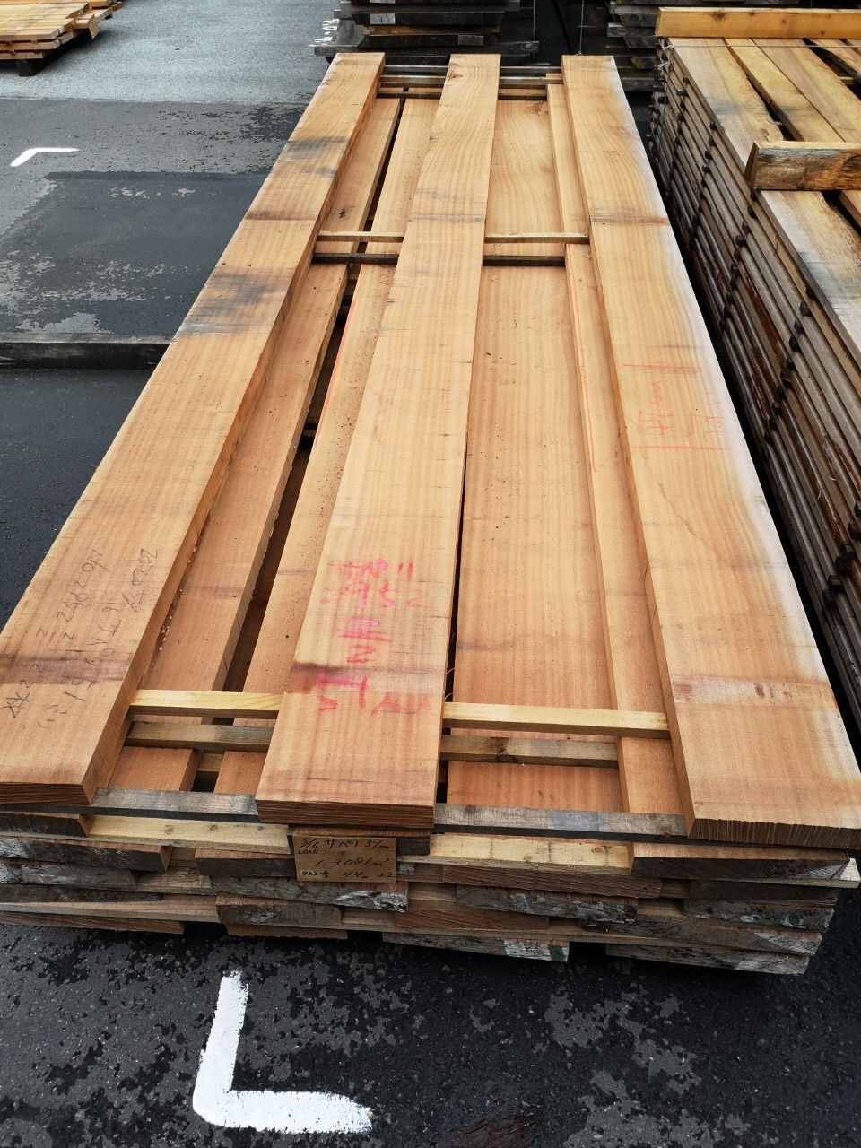 サペリ　無垢材