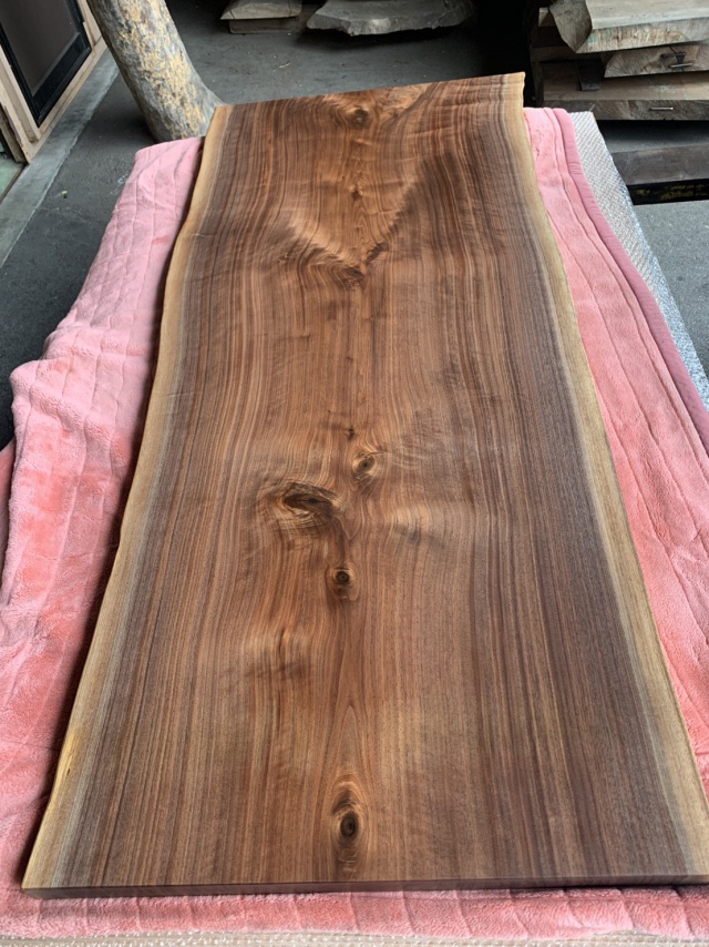 ウォールナット　一枚板