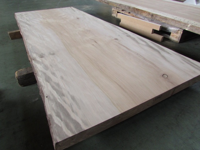 シカモア　一枚板