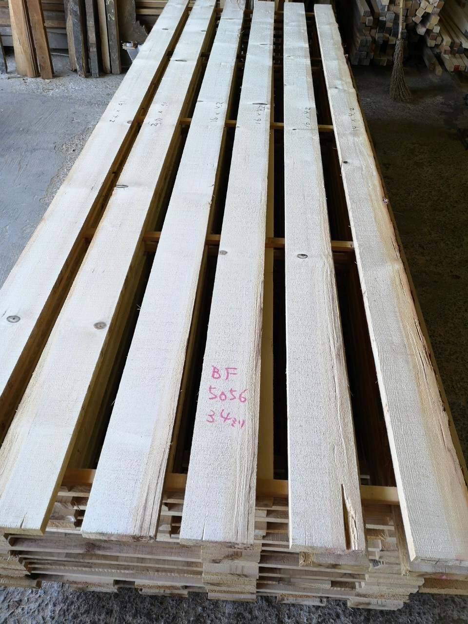 バルサム 無垢材