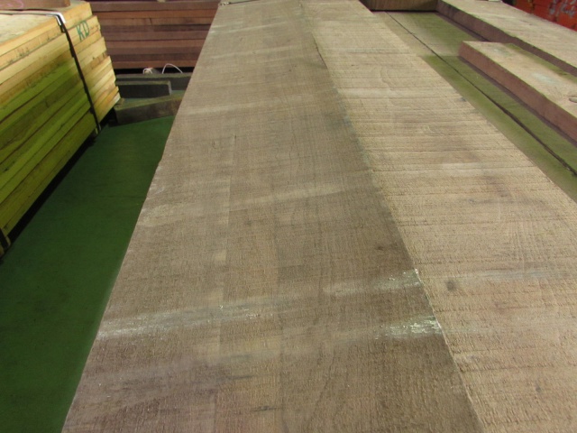 ウォールナット 無垢材