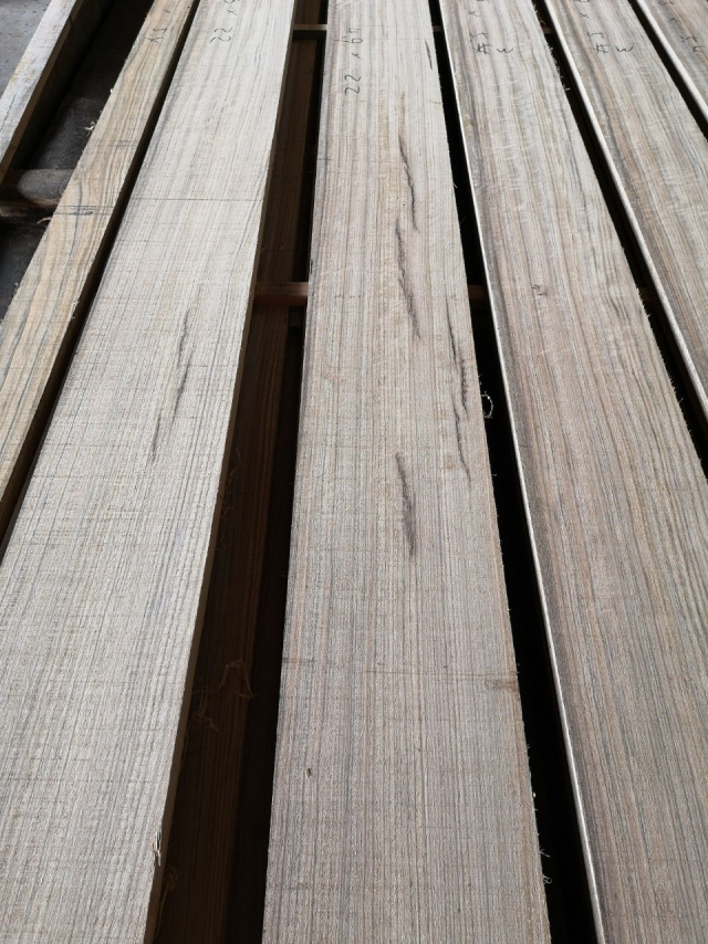 オバンコール 無垢材