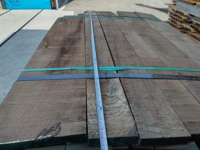 ウォールナット 無垢材