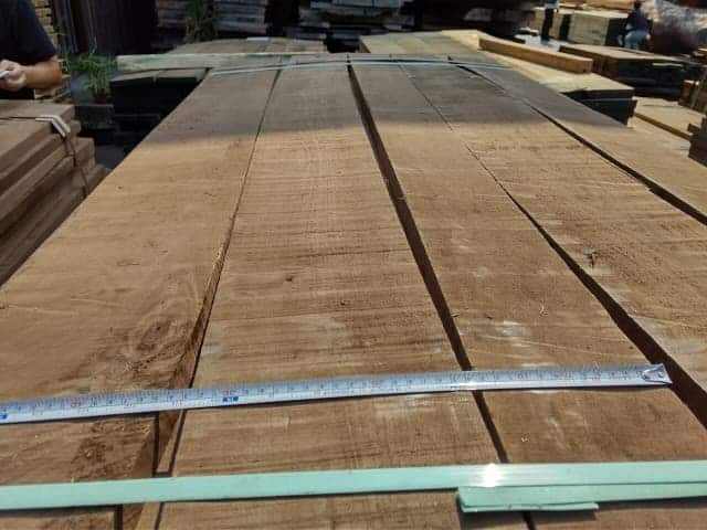 ウォールナット 無垢材