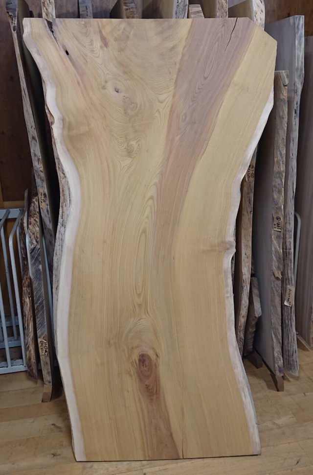 欅（ケヤキ）　一枚板