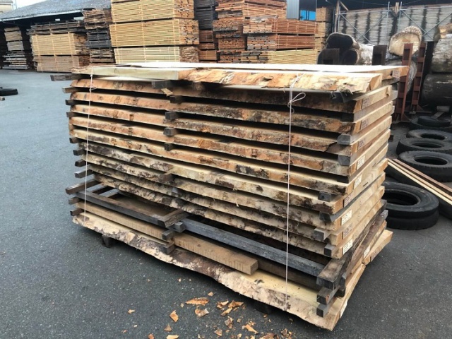 楠（クス）　無垢材