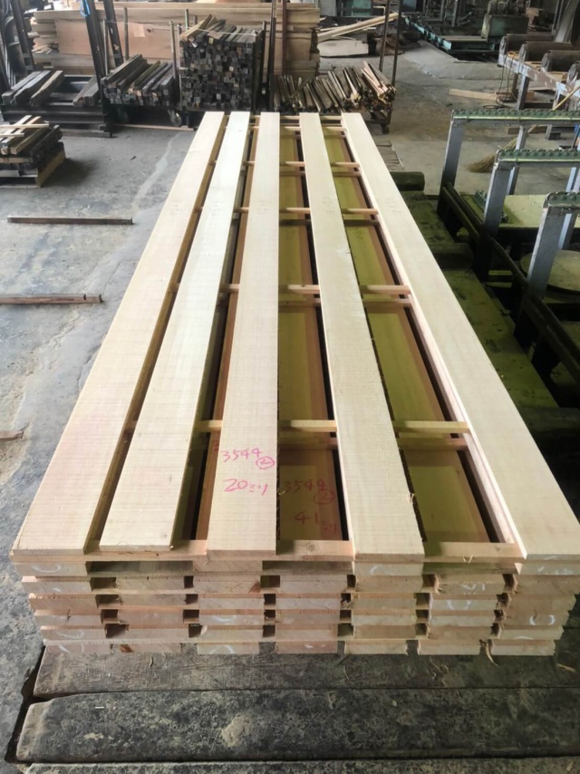 米松（ベイマツ）　無垢材