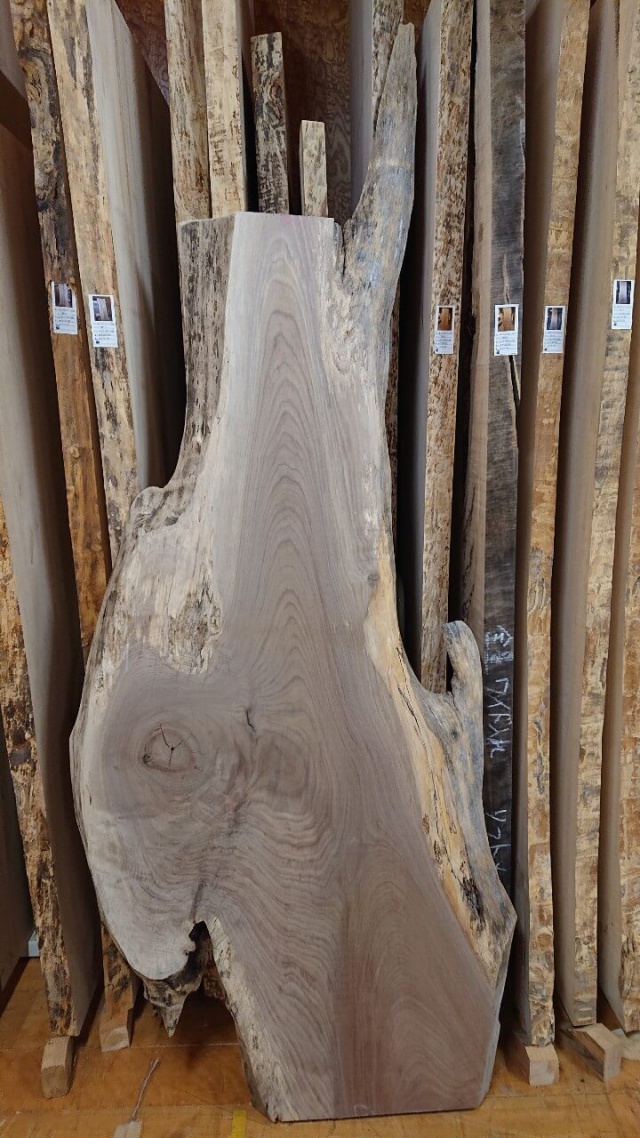 ウォールナット　一枚板