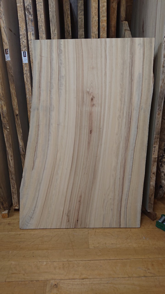 楠（クス）　一枚板