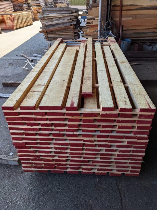 米檜葉（ベイヒバ）　無垢材