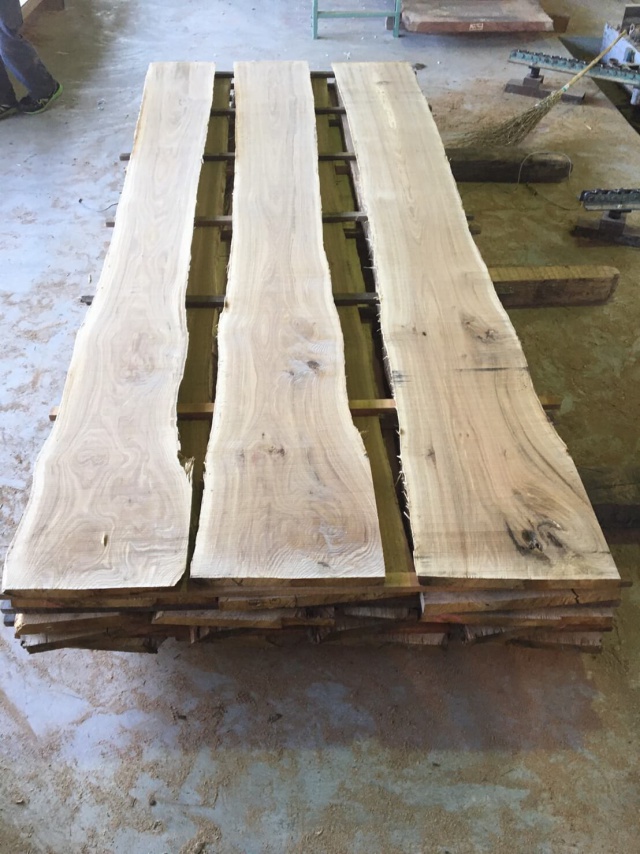 栗（クリ）　無垢材