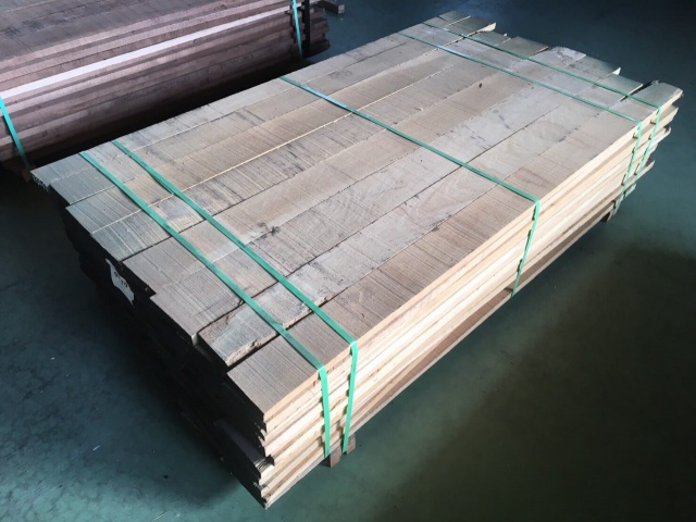 ホワイトオーク　無垢材