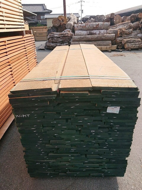 チェリー　無垢材