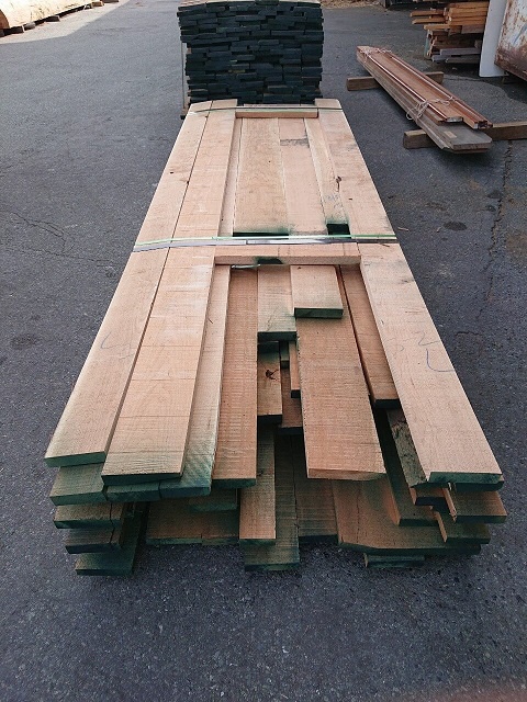 チェリー　無垢材