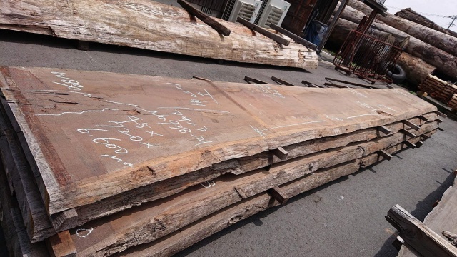 アサメラ 一枚板