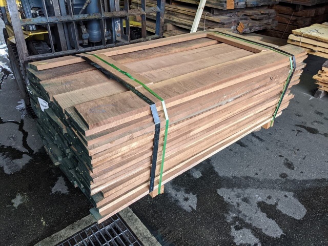 ウォールナット　無垢材