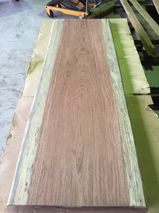 無垢一枚板 ブビンガ