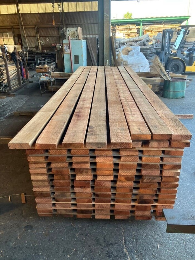 米杉（ベイスギ）　無垢材