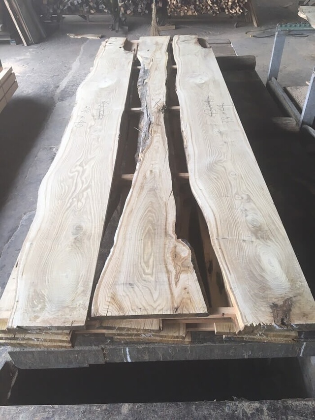 栗（クリ）　無垢材