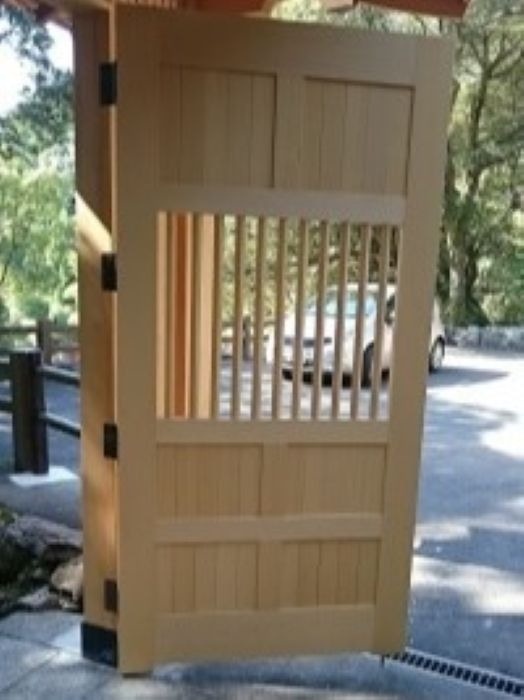 米檜葉（ベイヒバ）　無垢材