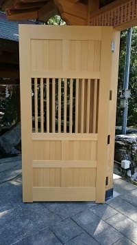 米檜葉（ベイヒバ）　建具材