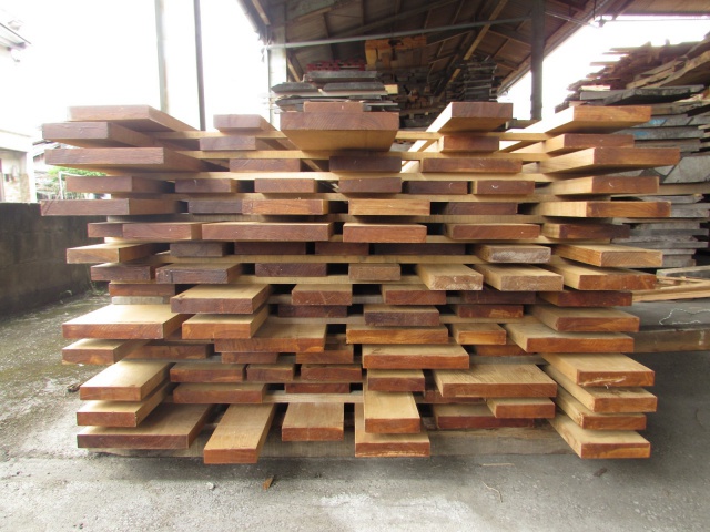 チーク　無垢材