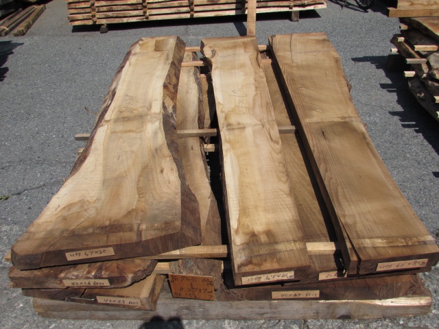 胡桃（クルミ）　無垢材