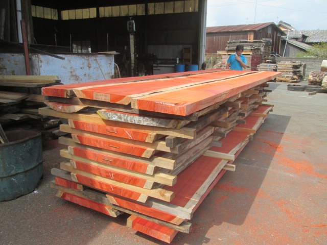 パドゥク　一枚板