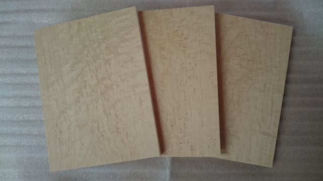 バーズアイメープル　木材見本