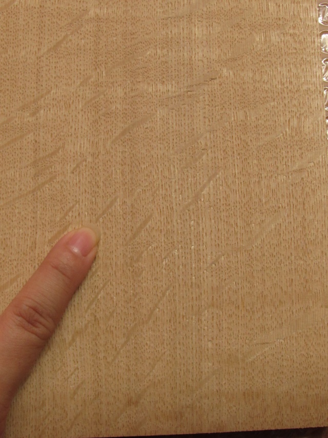 楢（ナラ）　無垢材