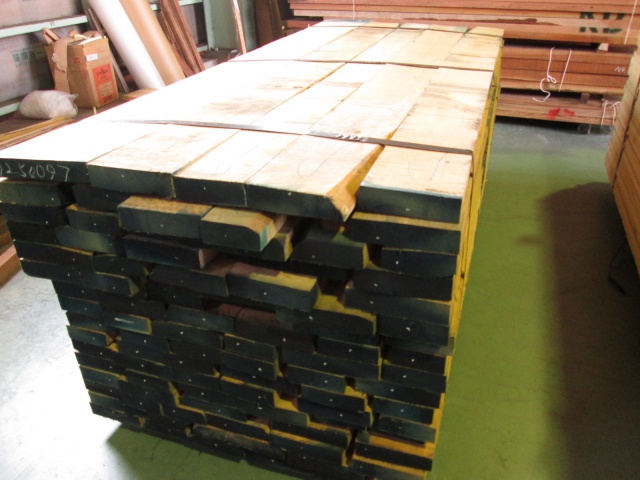 イエローバーチ　無垢材