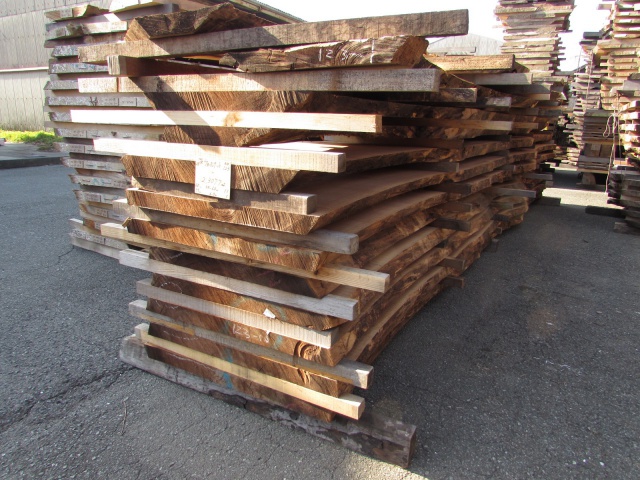 ウォールナット　無垢材