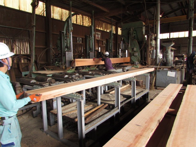 ペンシルシダー　無垢材