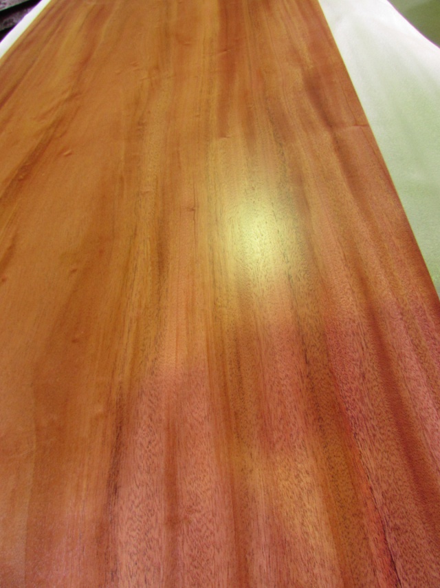 アフリカンマホガニー　一枚板