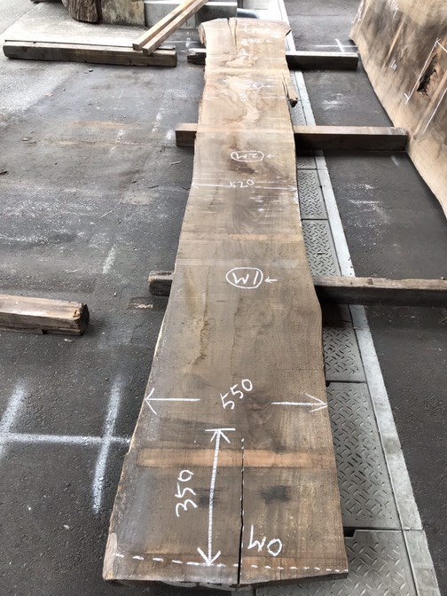 ウォールナット　一枚板