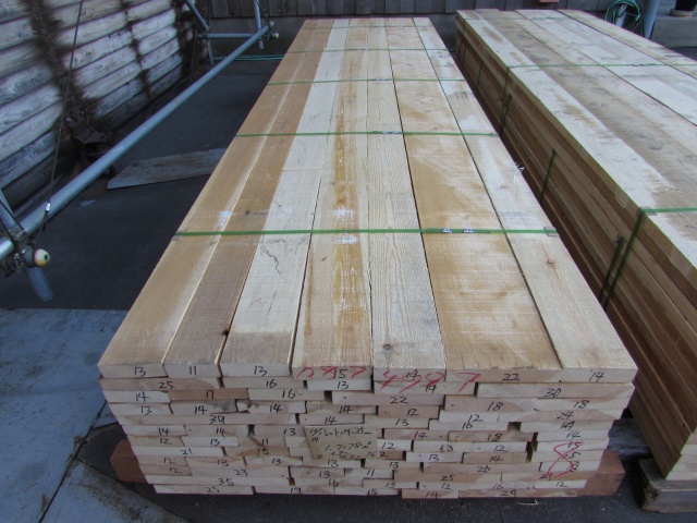 レッドパイン　無垢材