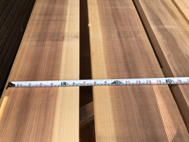 吉野杉（ヨシノスギ）　無垢材